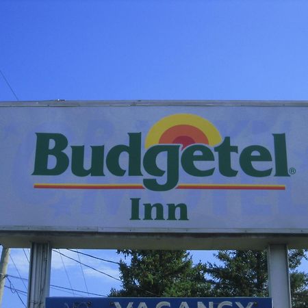 Budgetel Inn Glens Falls-Lake George-Saratoga Bagian luar foto