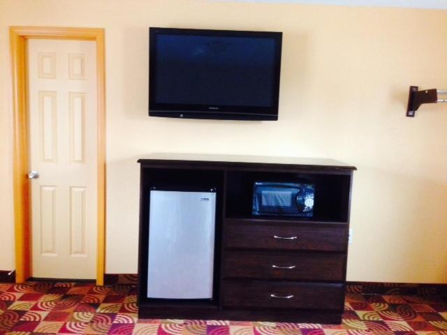 Blue Sky Inn Glens Falls-Saratoga-Lake George Ruang foto