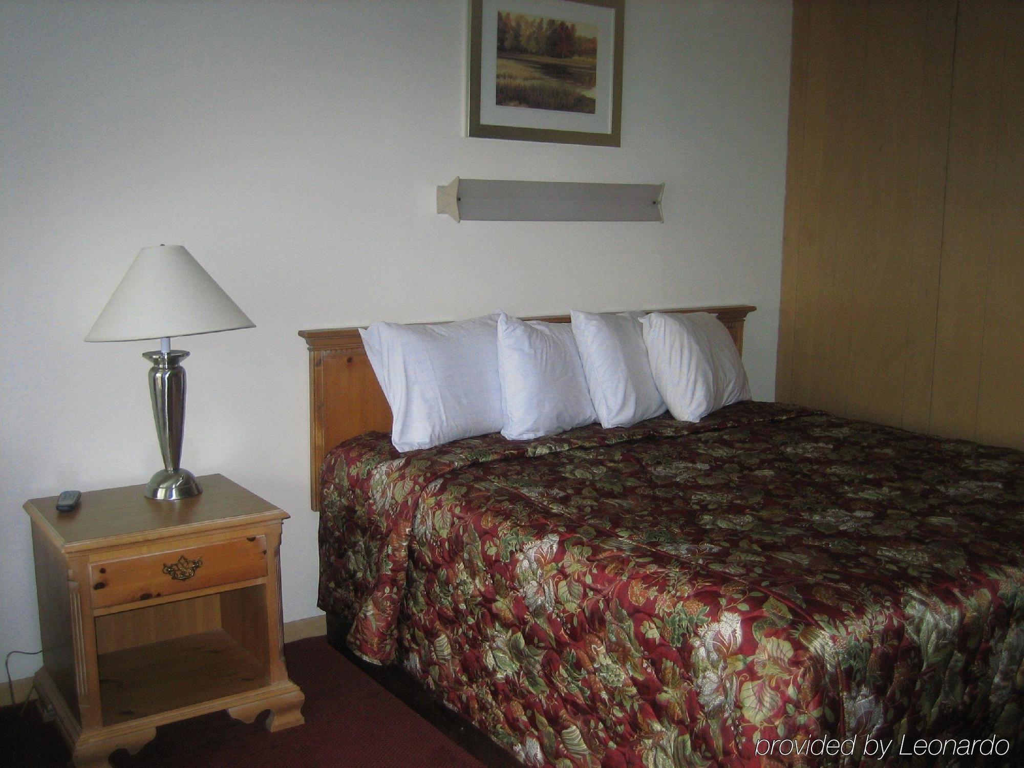Blue Sky Inn Glens Falls-Saratoga-Lake George Bagian luar foto