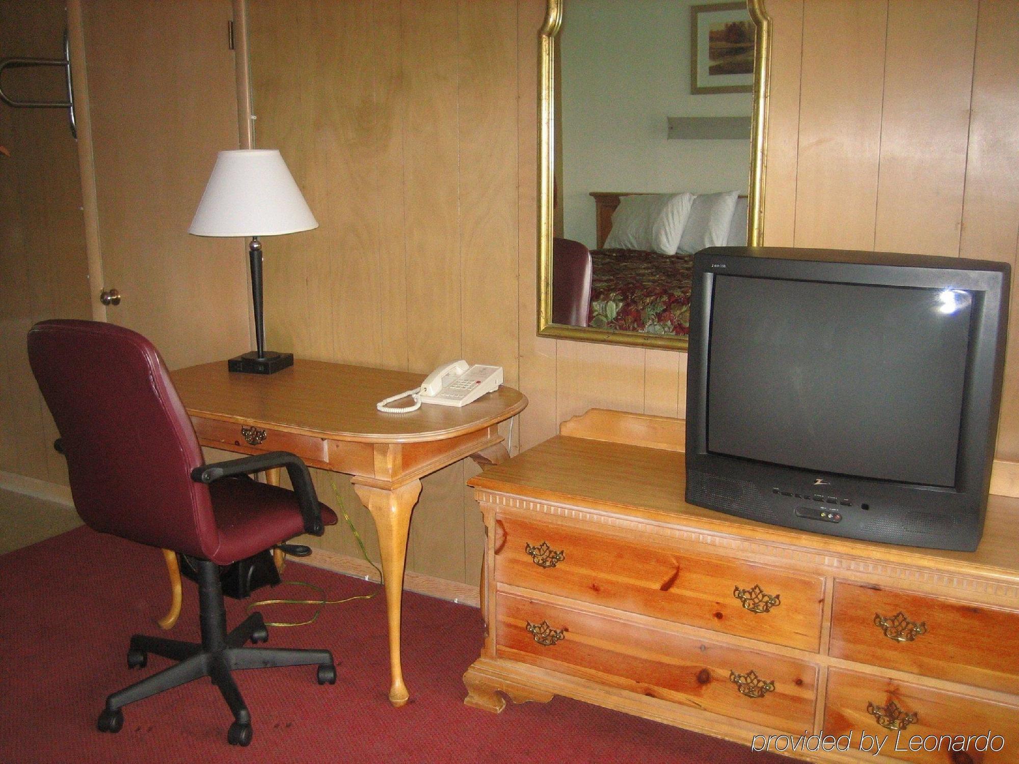 Blue Sky Inn Glens Falls-Saratoga-Lake George Bagian luar foto