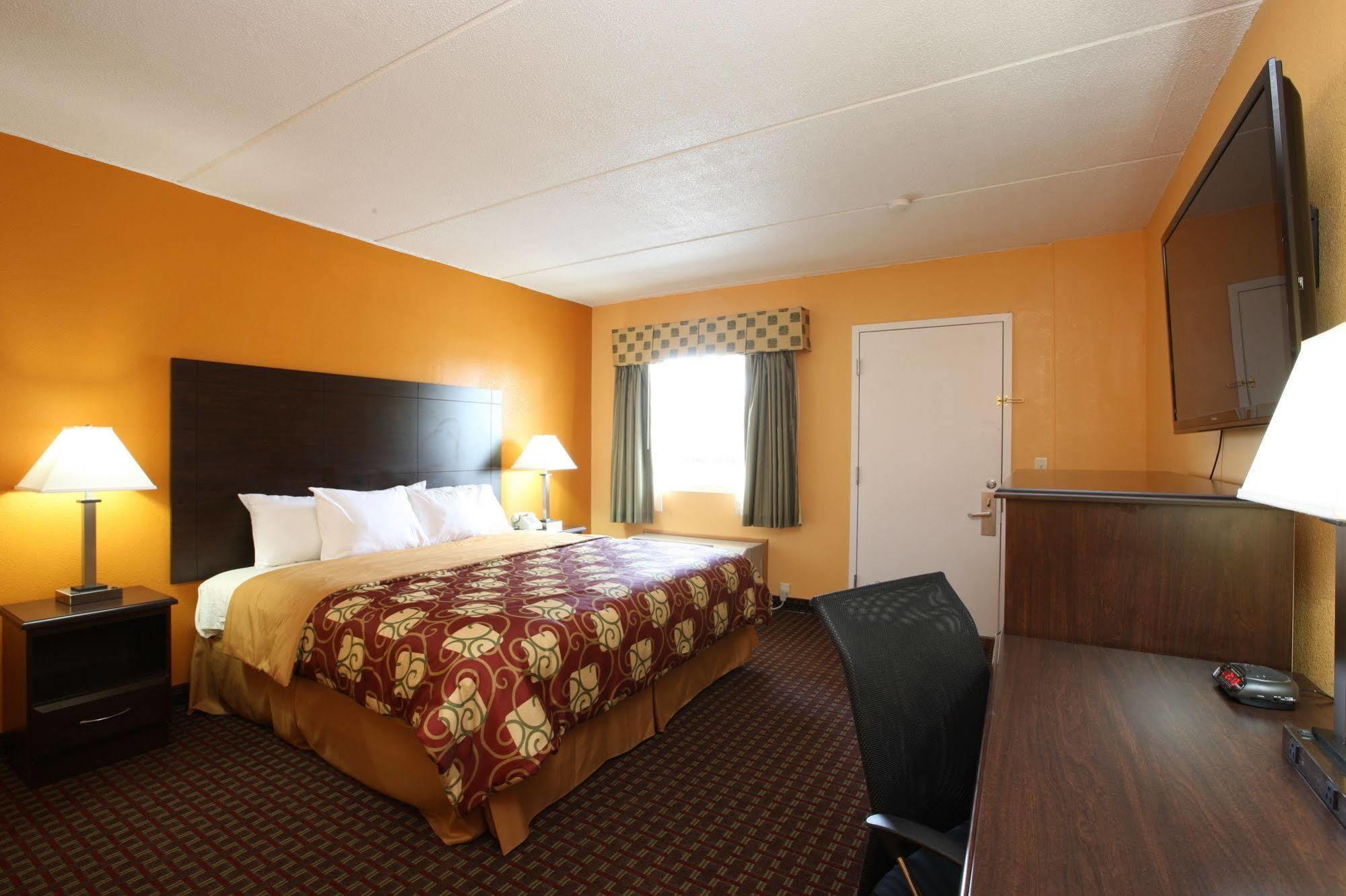 Budgetel Inn Glens Falls-Lake George-Saratoga Bagian luar foto