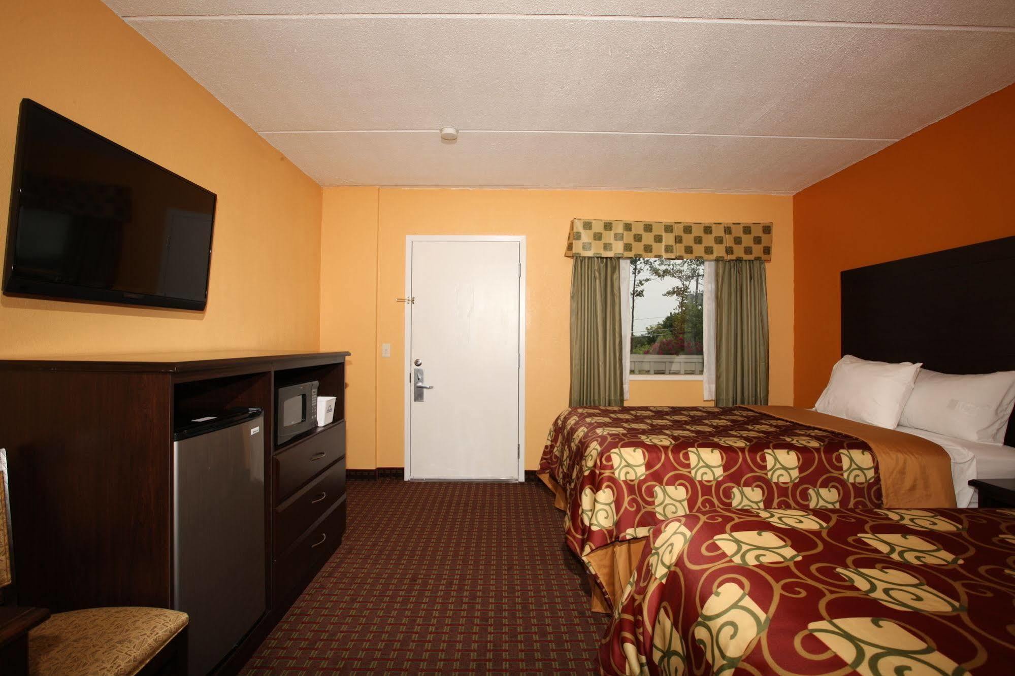 Budgetel Inn Glens Falls-Lake George-Saratoga Bagian luar foto