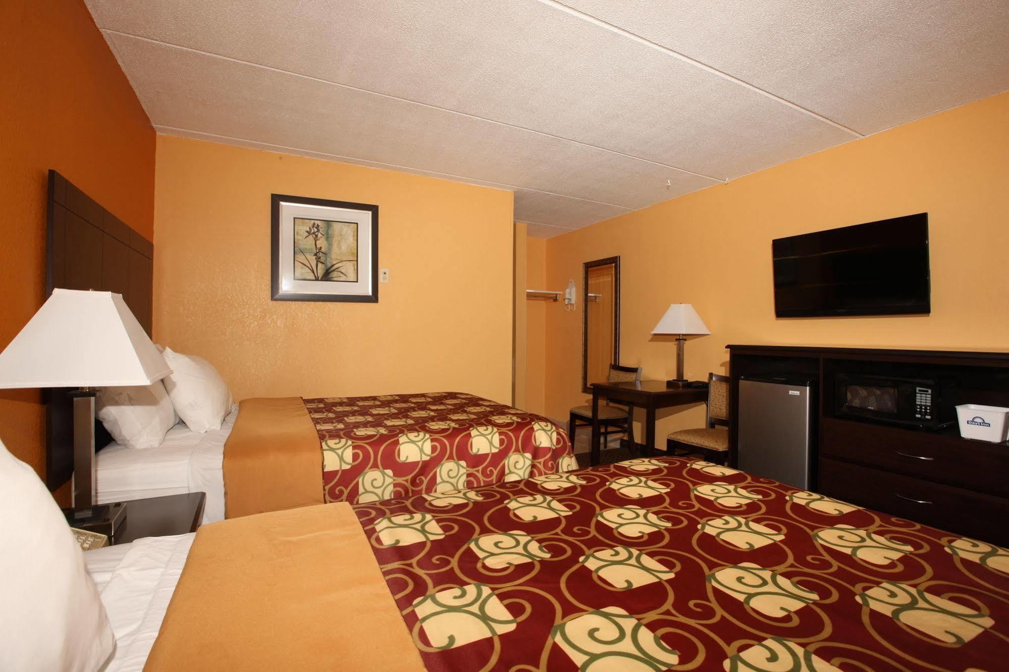 Budgetel Inn Glens Falls-Lake George-Saratoga Bagian luar foto